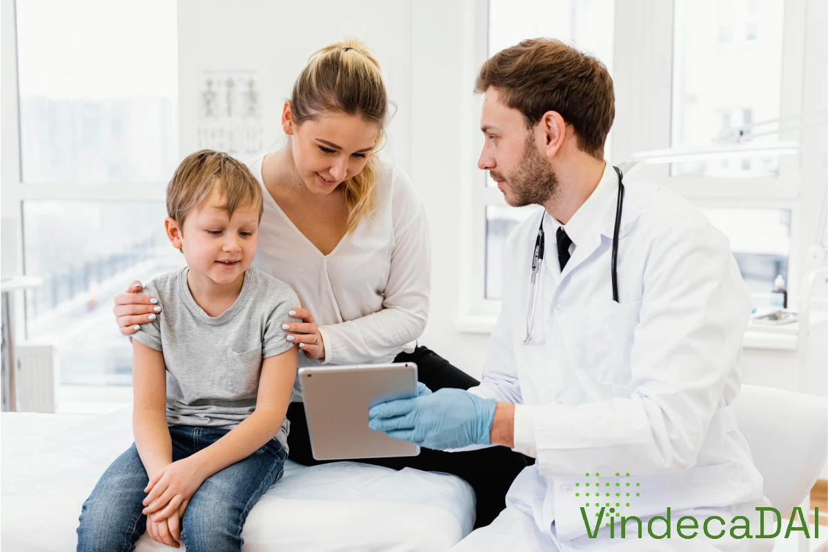 Mama cu copilul ei la doctor